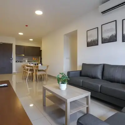Lovely 3-bedroom w pool 7 pax - Jalan Cheras