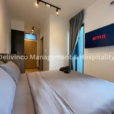The Luxe Studio - 2 pax - KL - Microwave - Fridge