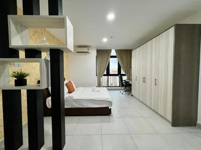 a bedroom with a bed in a room at Q Suite @ Queensville Kuala Lumpur by Moka in Kuala Lumpur