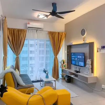 Corner KL Pool View RC Residence with High Internet Speed 500Mbps