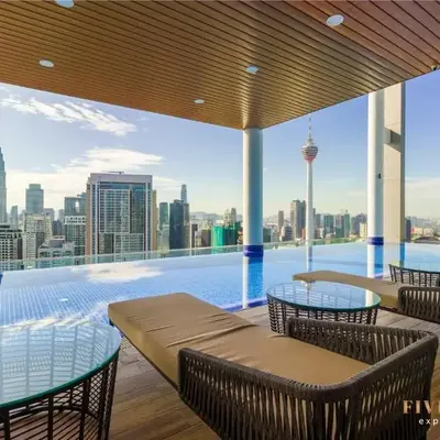 The Colony & The Luxe Signature Suites