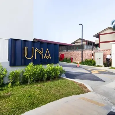 UNA Signature Suites