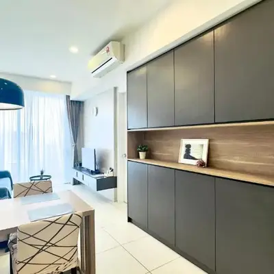 Balcony Unit II & The Robertson Residence 33f