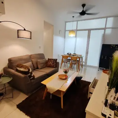 The Robertson R9 Walk to Jalan Alor Street Bukit Bintang Pavilion 7 pax 2R1B