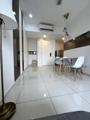 a kitchen and dining room with a table and chairs at The Robertson KLCC 1 room 1 bathroom by JZ in Kuala Lumpur
