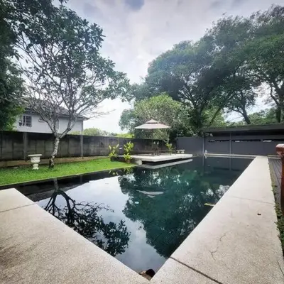 KL PJ Garden Pool Villa Karaoke