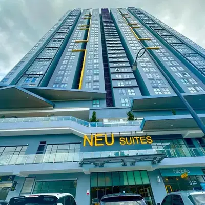 Neu Suites Junior Suite By Serenity Homes Next to Gleneagles & LRT