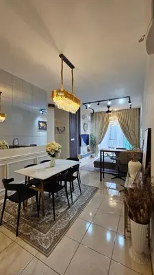 a kitchen and dining room with a table in a room at Cozy Homestay KL Setapak 2R2B 1CarPark, Pool, Wifi, MALAYSIAN ONLY & MUS-LIM RECOMMENDED in Kuala Lumpur