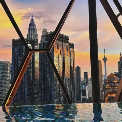 Scarletz Suites KLCC by Minshuku