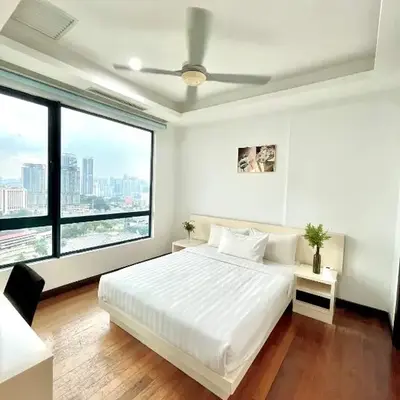 KL Homestay at Casa Residency- Walk to Lalaport & LRT