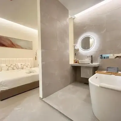 ONE18 Boutique Hotel