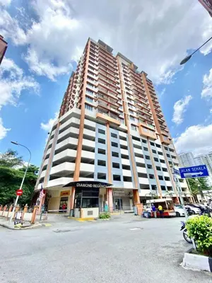 a large apartment building in a city at Diamond Suite Homestay in Kuala Lumpur