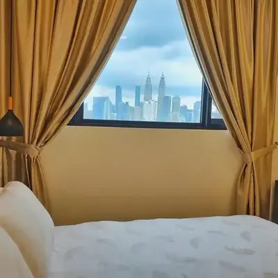 Chamber Suite Klcc & KL Tower view