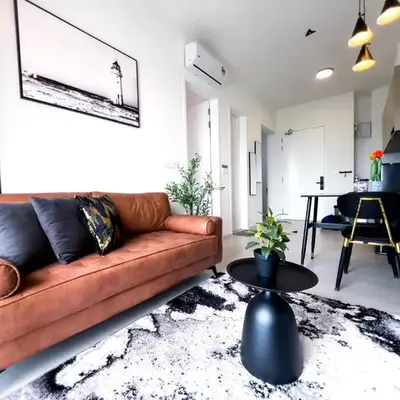 Premier Stay KL - Bangsar South - King Bed - Work Space - Near LRT