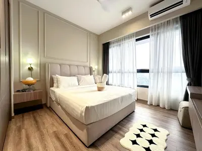 a bedroom with a large bed and a large window at Agile Bukit Bintang TRX KL by Lilbean Space - 2B1R in Kuala Lumpur