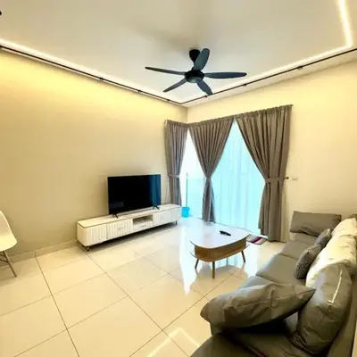 3Room 5 Pax stay in Mont Kiara