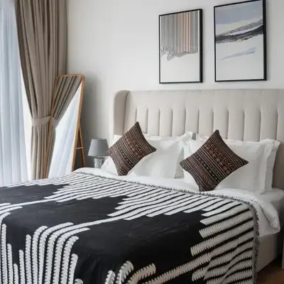 Quill Suite 1R1B Netflix HD1080 with Infinity Pool
