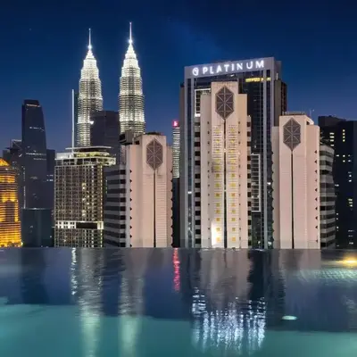 Majestic by Avery at KLCC#Located in the City Center#10 mins Walk to Twin Towers#Rooftop Infinity pool#中英文房东