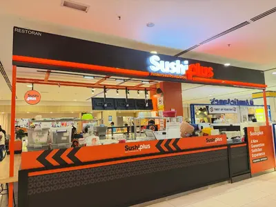 a sushi shop in a shopping mall at Kuala Lumpur Luxury Suites By Majestic Residence in Kuala Lumpur