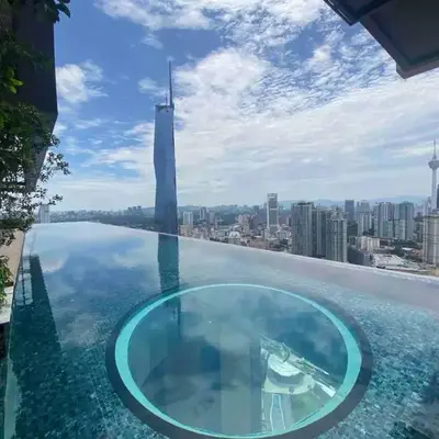 Lucentia Infinity Pool Suit Kuala Lumpur