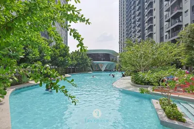 a swimming pool in the middle of a city with buildings at 15min to Mid Valley - M Arisa Sentul KL for 5 in Kuala Lumpur