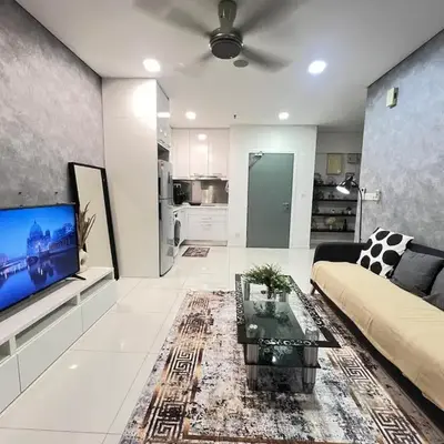 Mercu summer suites klcc luxury couple 1BR apartment with balcony