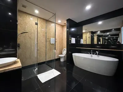 Gallery image of St Mary Residence, 3B3R Luxury Family Suite with bathtub by Lilbean Space in Kuala Lumpur