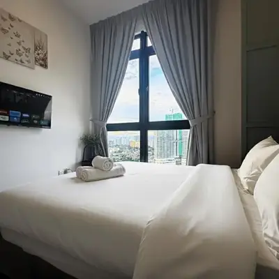 Neu Suites Apartments by LammyNora