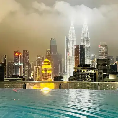The Luxe Infinity Skypool By Tasu Homes