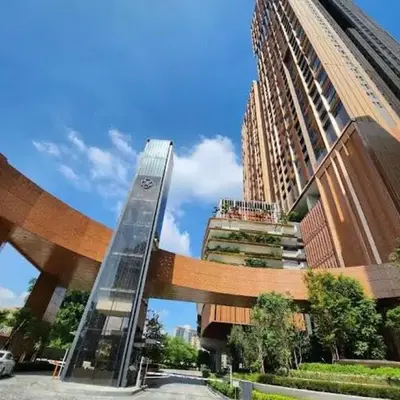 Lucentia Residence