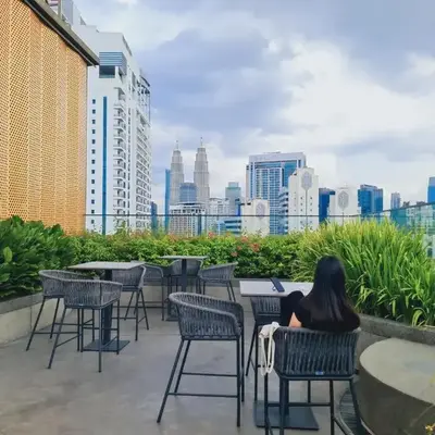 Home For Traveler At Majestic Residence