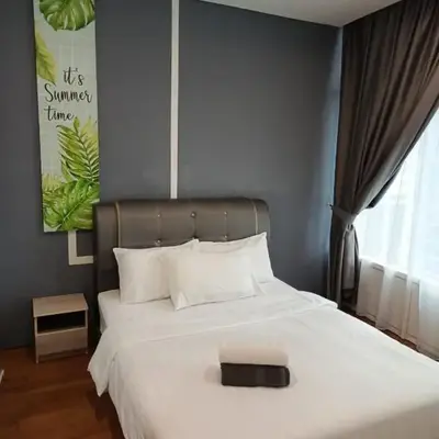 Sky suites klcc by Ryan