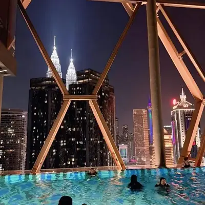 Scarletz Suites KLCC by cozy stay