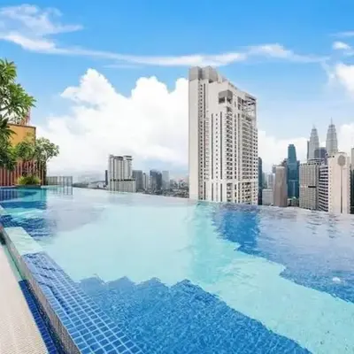 Majestic Sky Deck Suites