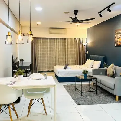 Lux Retreat Home At Mercu Summer