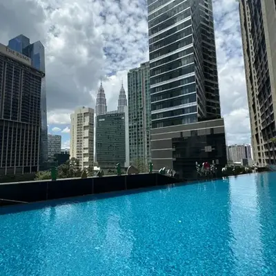 8 kia peng suites tower 2