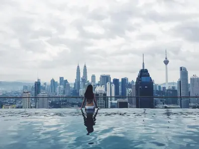 Gallery image of KLCC Inifinity Pool - The Regalia Residences & Suites by KL minsu in Kuala Lumpur
