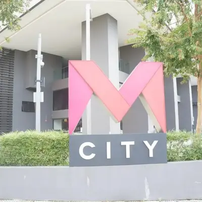 M City Lake View 1+1 Room