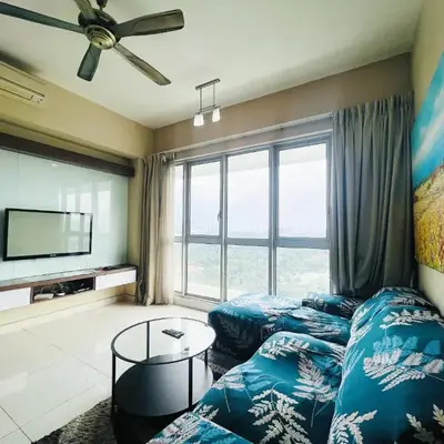 Regalia Residence And Suites By The Relaxstay